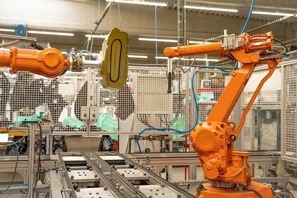 装配线机器人的优缺点.jpg